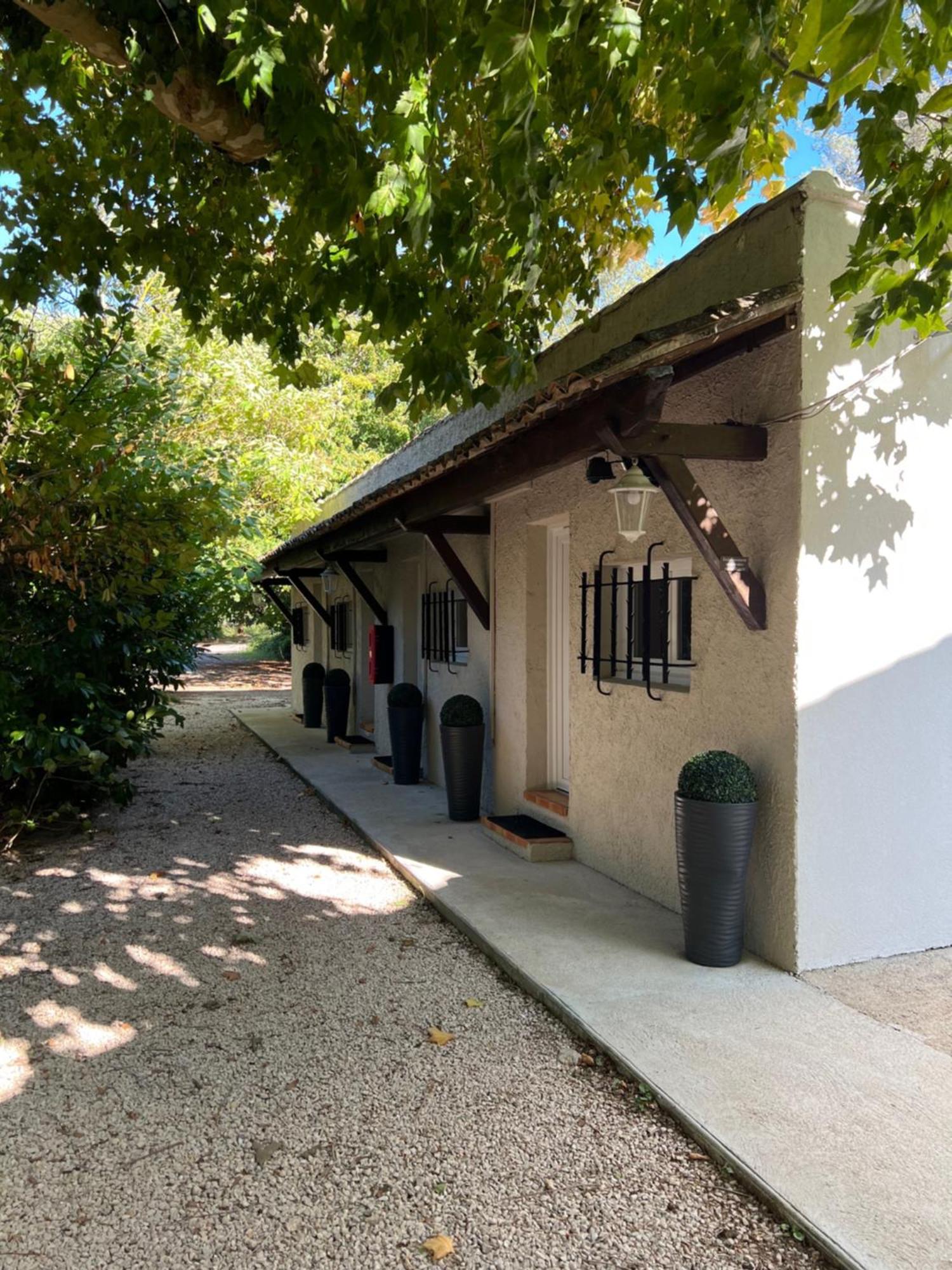 Moulin De La Sambuc Hotell Saint-Zacharie Eksteriør bilde